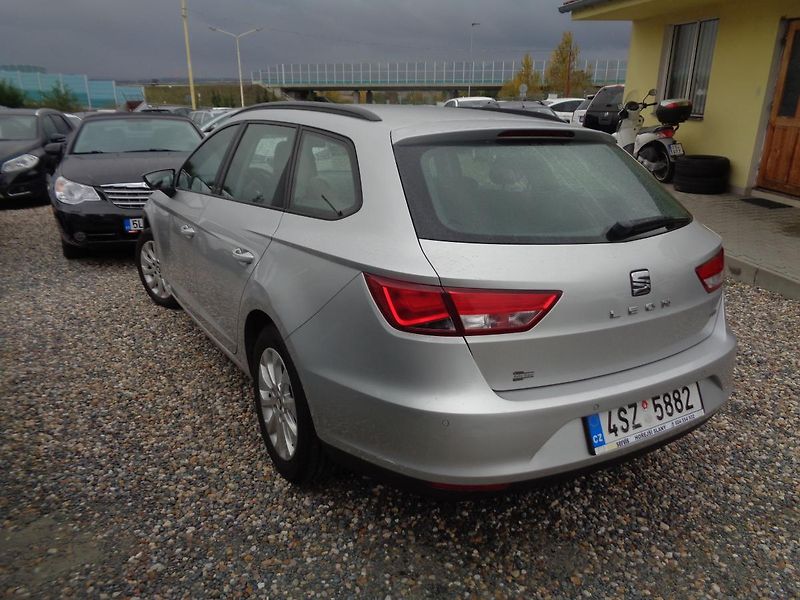 Seat Leon 1,6 TDI - fotka 7 z 13