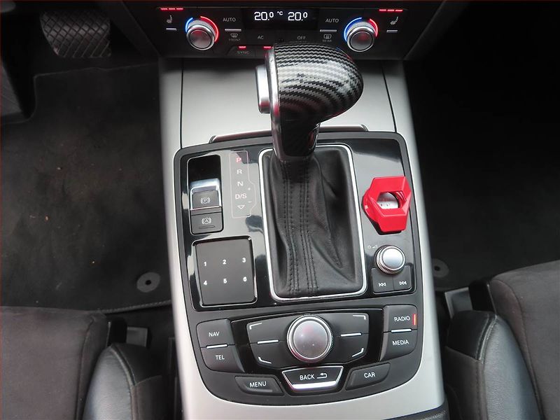 Audi A6 (2012) 2.0 TDI, Automat, Serv.kniha - fotka 13 z 23