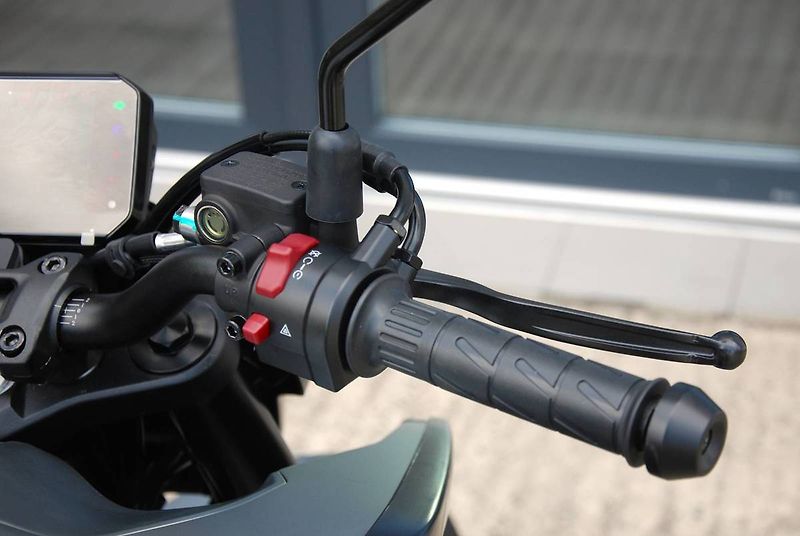 CFMOTO (2026) 125NK - fotka 17 z 25