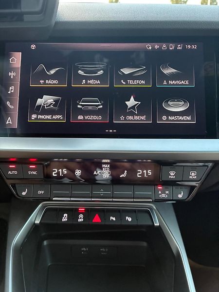 Audi A3 (2021) Audi A3, Quattro, S-line  - fotka 37 z 41