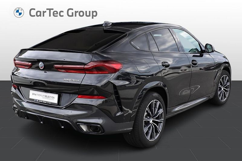 BMW X6 xDrive30d - fotka 5 z 23