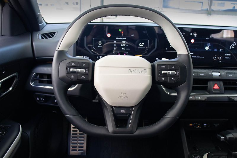 Kia K4 Sportswagon 1,6 T-GDi GPF 7DCT GT-LINE - fotka 9 z 16