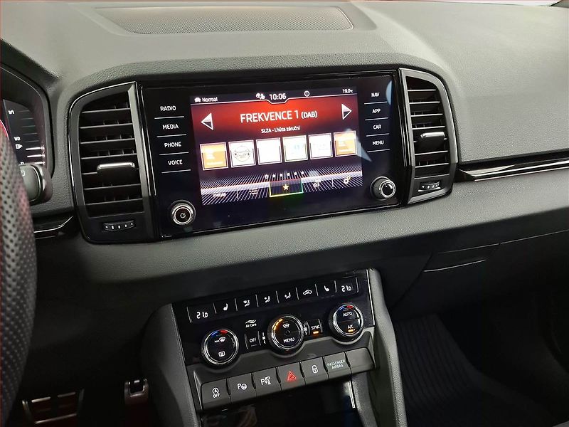 Škoda Karoq (2024) Sportline 2.0 TSI - fotka 12 z 19