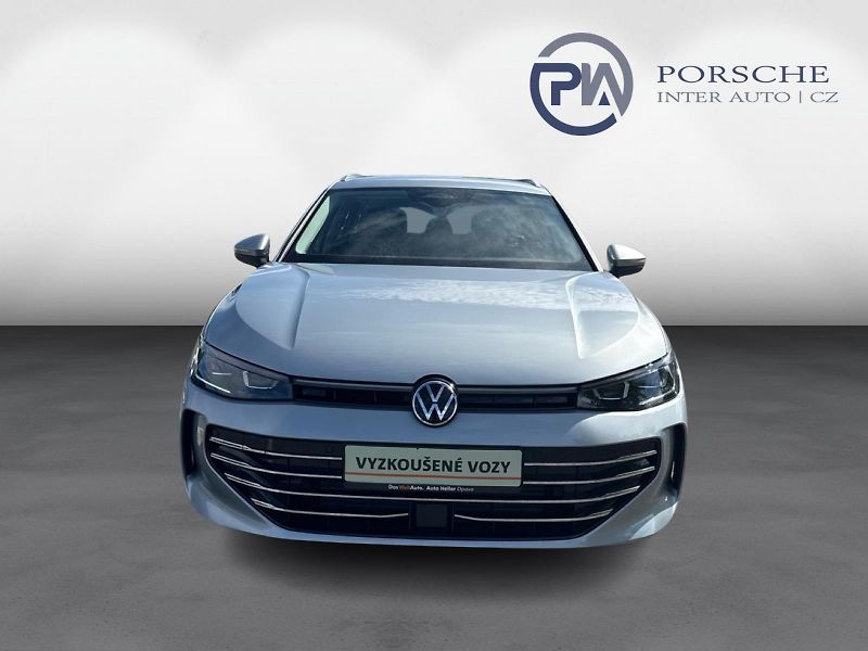 Volkswagen Passat 2.0 TDI DSG Elegance  110 kW - fotka 4 z 30