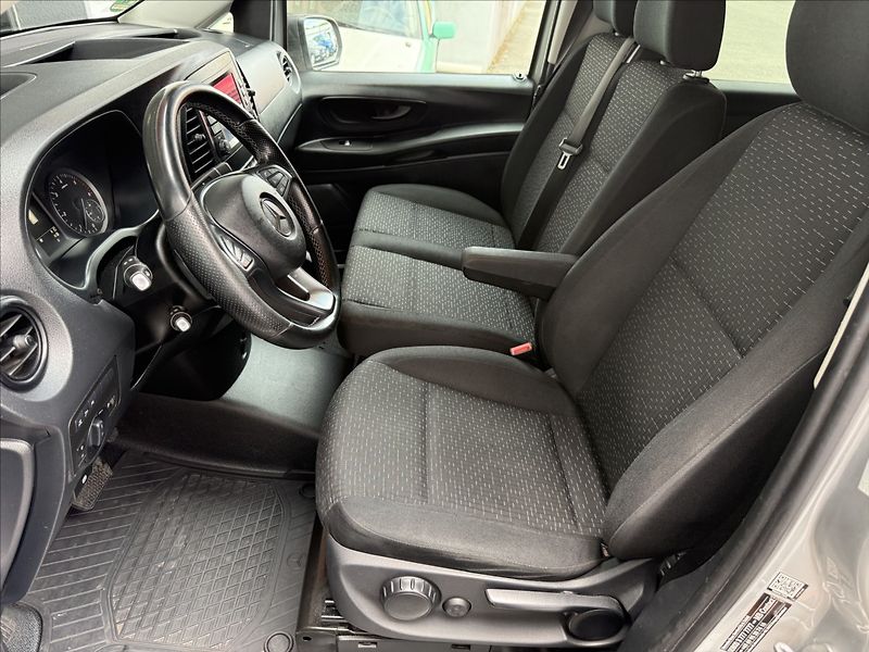 Mercedes-Benz Vito 116CDI XL,4x4,AT,6míst,1maj - fotka 11 z 25