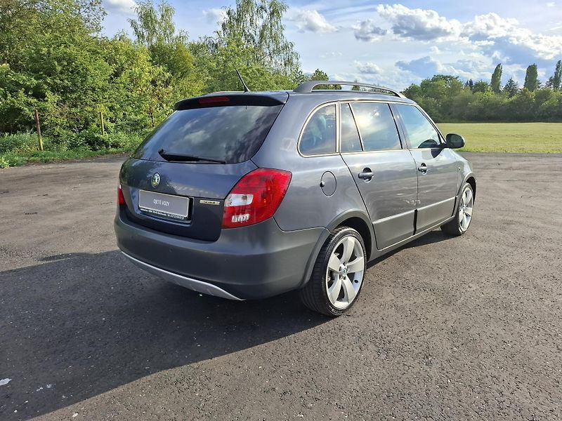 Škoda Fabia (2010) II kombi SCOUT 1.2TSi 77kW - fotka 4 z 19