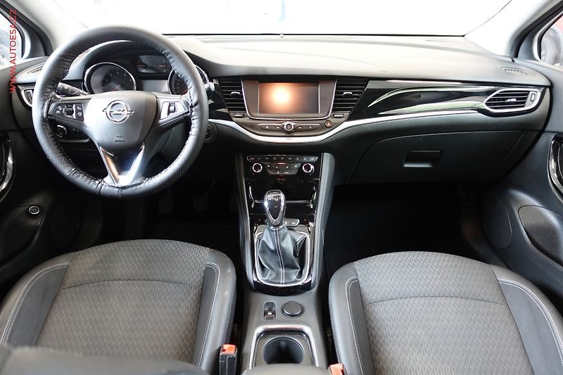 Opel Astra (2017) 1.4T, 2.maj,ČR, AC, tempo - fotka 8 z 22