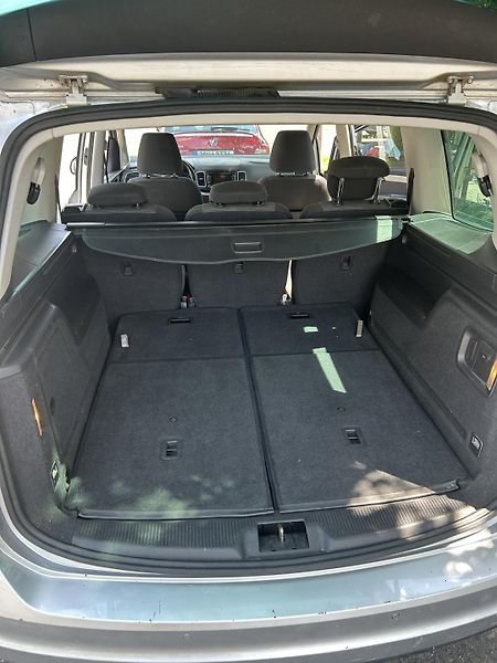 Volkswagen Sharan (2012) 2012 Volkswagen Sharan - fotka 16 z 18