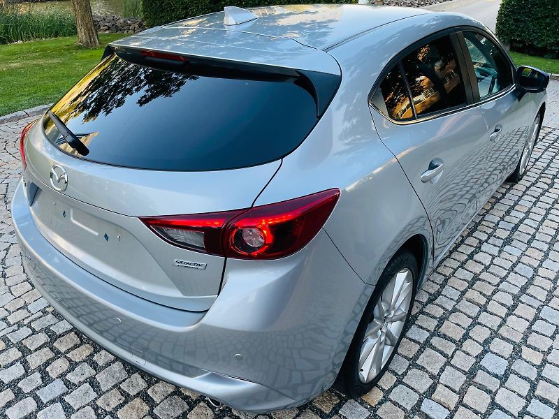 Mazda 3 2.0i AUTOMAT LED KAMERA VÝHŘEV - fotka 11 z 48