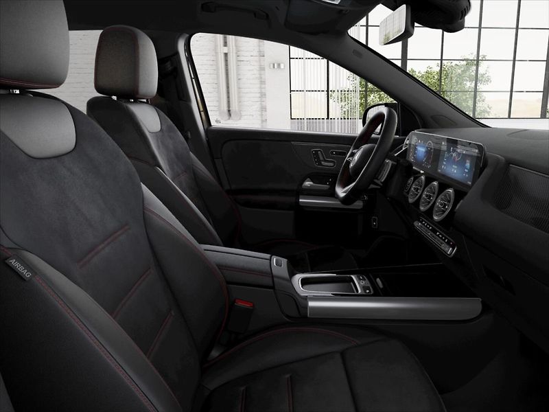 Mercedes-Benz GLA (2025) 1,3 200 AMG Style Edition - fotka 7 z 9