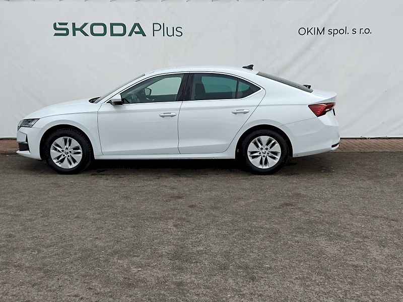 Škoda Octavia (2024) Top Selection 1,5 Tsi 110 Kw D - fotka 3 z 36
