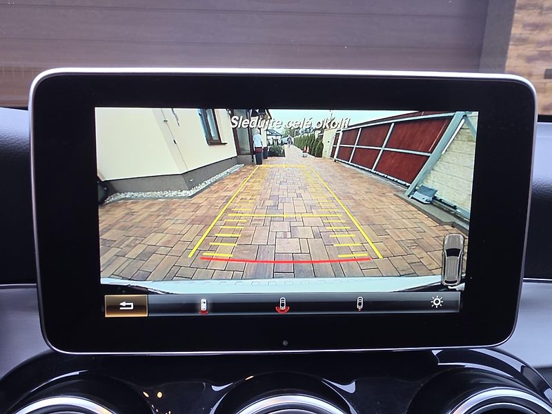 Mercedes-Benz GLC 350CDi 190kW 4MATIC*PANORAMA* - fotka 23 z 53