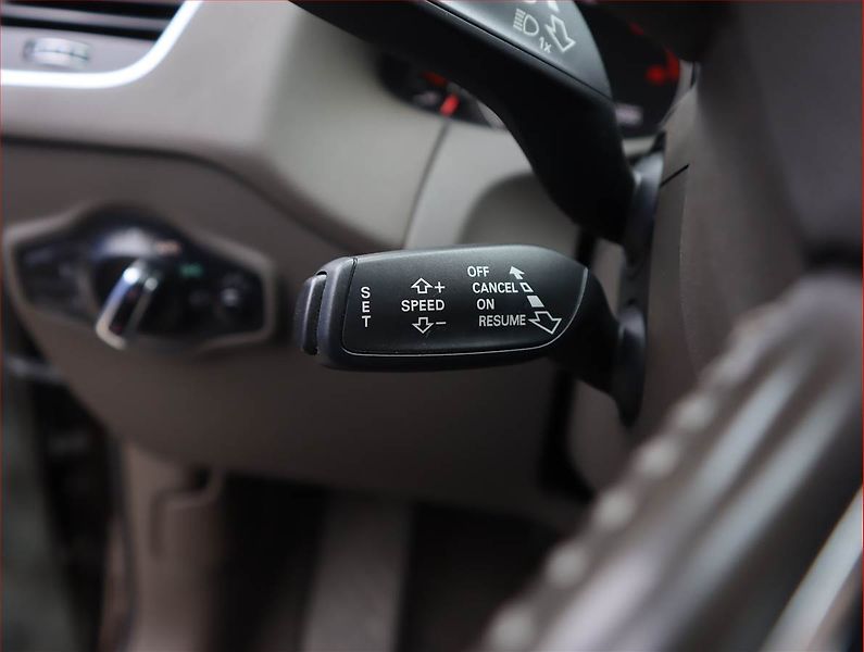 Audi Q5 (2012) design 2.0 TDI, 4X4, Automat - fotka 19 z 19