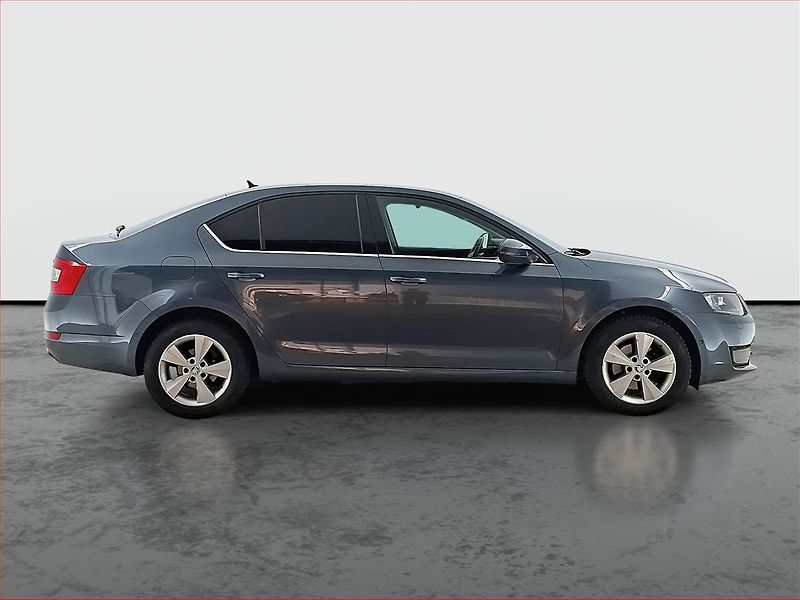 Škoda Octavia (2015) Style 2.0 TDI, Automat - fotka 6 z 19