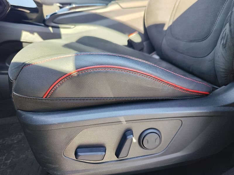 Hyundai Tucson 1.6 T-GDi/169kW HEV N-Line STL - fotka 40 z 43