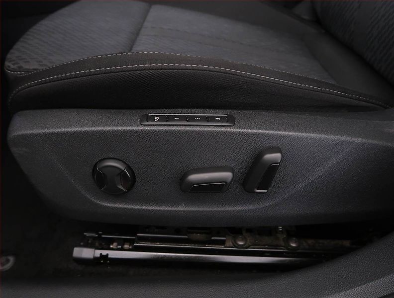 Škoda Octavia (2023) Ambition 2.0 TDI, Automat - fotka 28 z 31