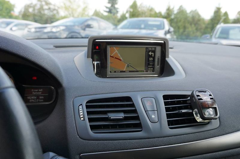 Renault Mégane (2013) 2, MAJITEL NOVÉ V ČR - fotka 25 z 31