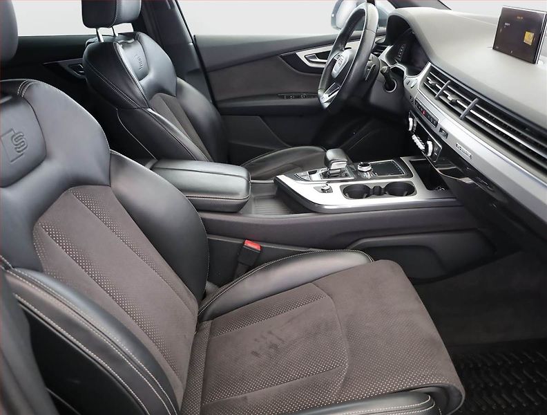 Audi Q7 (2018) S-Line 50 TDI - fotka 7 z 20