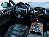 Volkswagen Touareg (2010) 3.0 TDI, 4X4, Automat, Navi - náhled 7