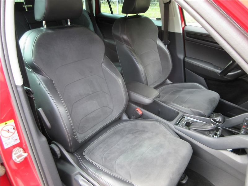 Škoda Kodiaq 2,0 TDi 140Kw, DSG, Tažné, Nov - fotka 15 z 40