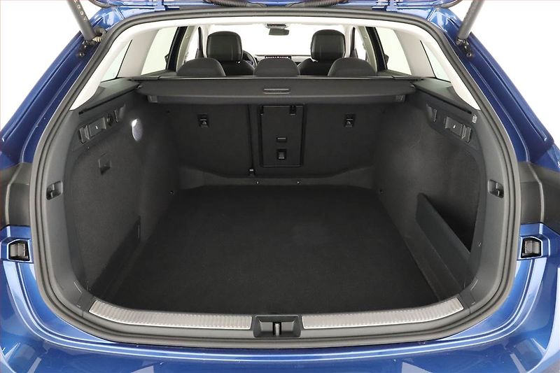 Škoda Superb (2025) 1.5 TSI mHEV, Selection - fotka 19 z 20