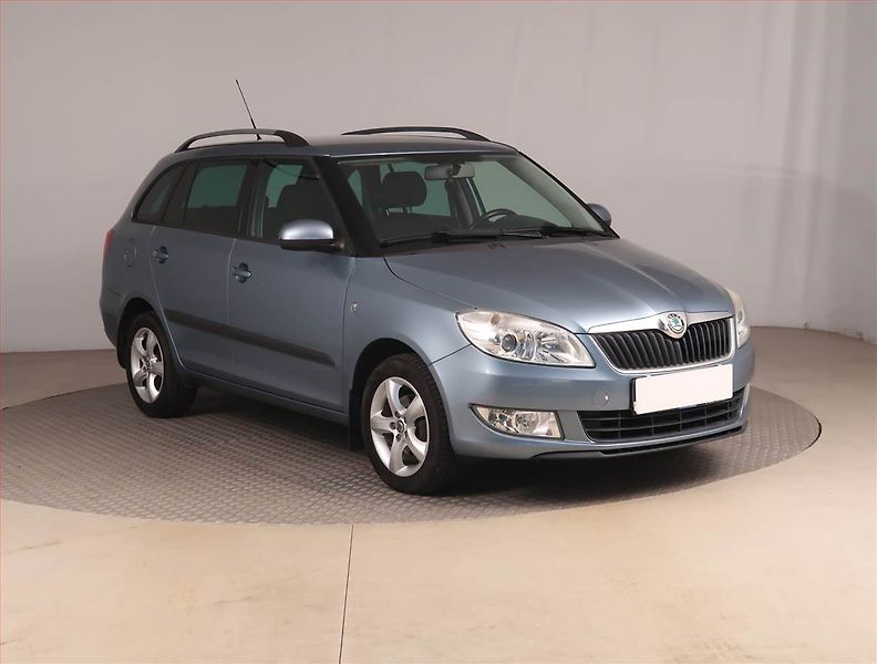 Škoda Fabia (2011) Elegance 1.2 TSI, Tempomat - fotografie inzerátu