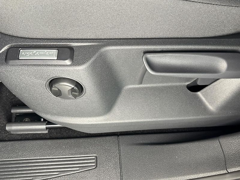 Volkswagen Caddy (2026) MPV Maxi - fotka 35 z 38
