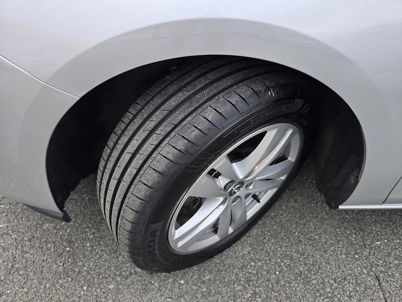 Opel Astra 1.6CDTI 81kW ENJOY DIGIKLIMA - fotka 29 z 29