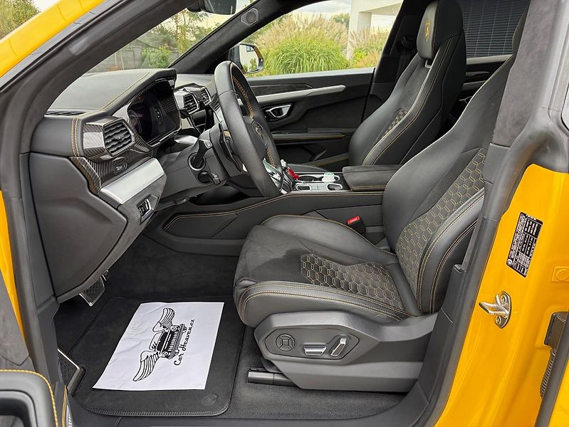 Lamborghini Urus (2019) 4.0 - V8 - KERAMIKY  - fotka 23 z 43