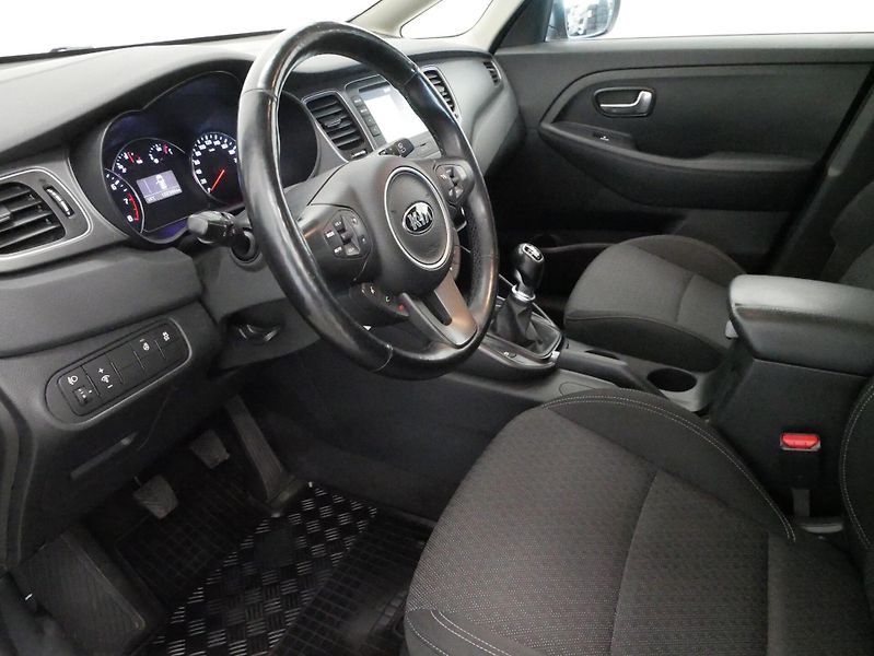 Kia Carens - fotka 14 z 26