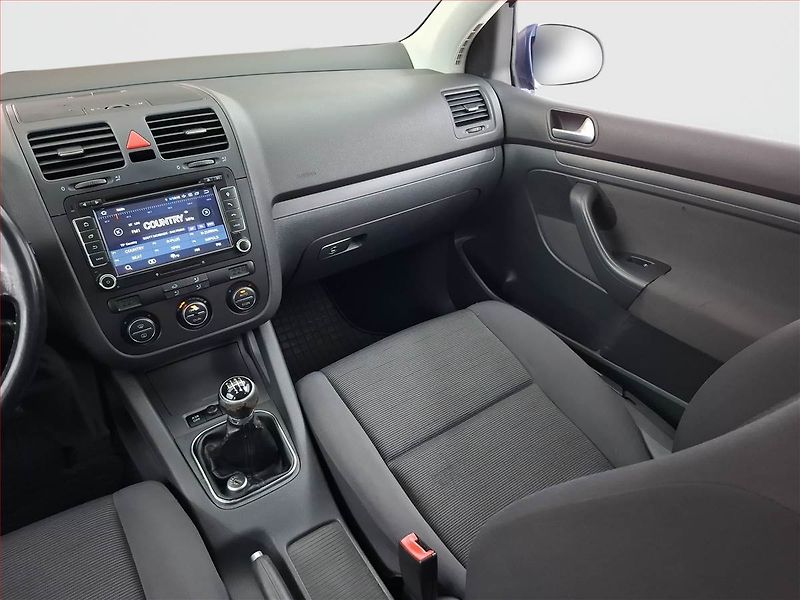 Volkswagen Golf (2007) 1.9 TDI, udržované - fotka 8 z 15