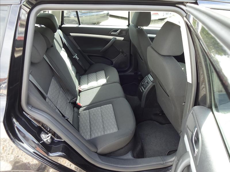 Škoda Octavia II 1,4 TSI 90kW GO MOTORU - fotka 26 z 50