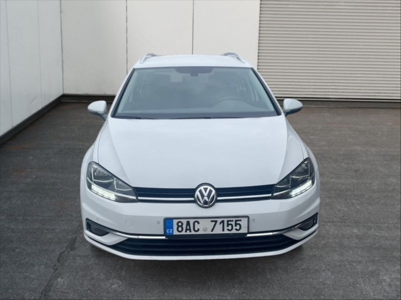 Volkswagen Golf 1,5 TSI Evo Highline - fotka 2 z 11