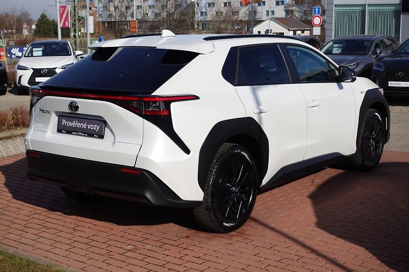 Toyota bZ4X Prestige FWD - druhá sada komp - fotka 4 z 33