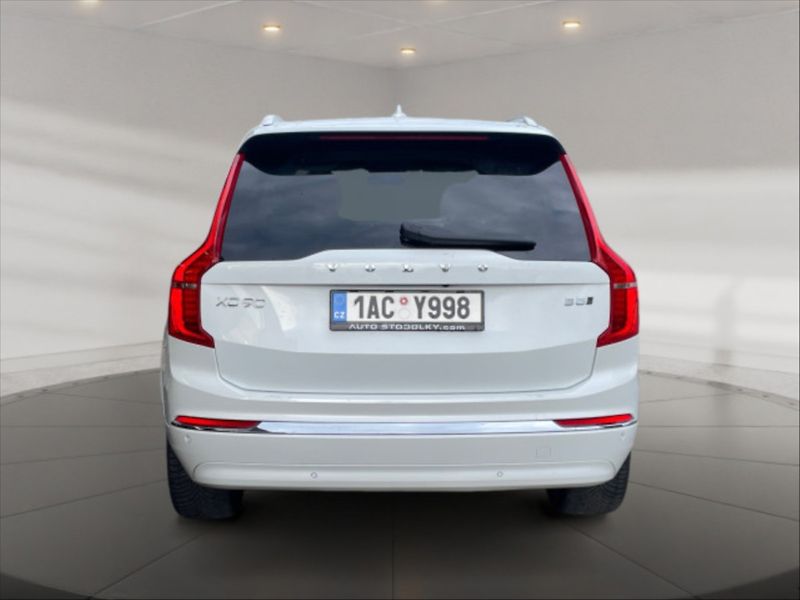 Volvo XC90 2,0 B5 AWD D Plus Bright AT - fotka 3 z 10