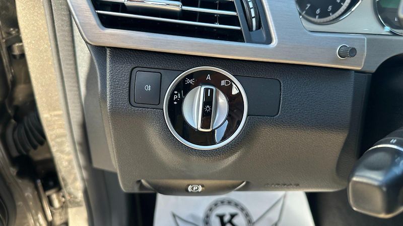 Mercedes-Benz Třídy E (2010) 350CDI 170kW *4M*Avantgarde* - fotka 11 z 24