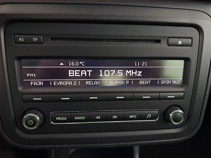 Škoda Roomster (2015) 1.2 TSI, Tempomat - fotka 13 z 20