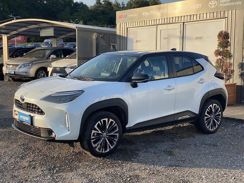 Toyota Yaris Cross 1.5HEV, ČR-1m, Executive, DPH - fotka 4 z 16