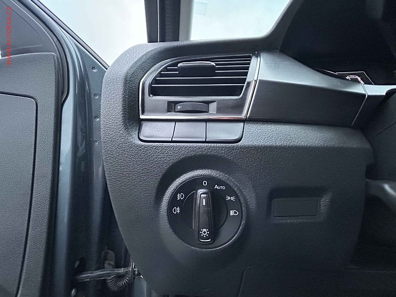 Škoda Fabia (2019) 1.0 TSi, 1.maj,ČR, Style - fotka 13 z 18