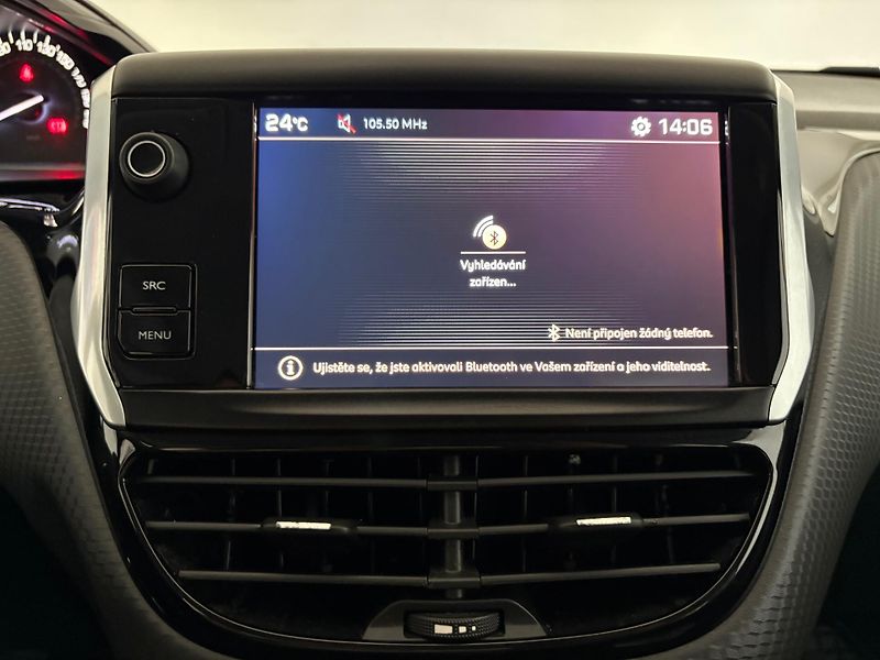 Peugeot 2008 (2017) GT-Line 1.6 BlueHDi 100K MAN5 - fotka 27 z 33