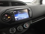 Toyota Yaris (2018) 1.5 Dual VVT-i, Serv.kniha - náhled 11