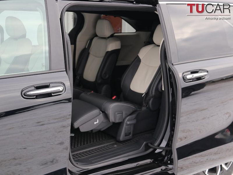 Toyota Sienna (2026) Platinum 2.5 HEV AWD - fotka 53 z 76