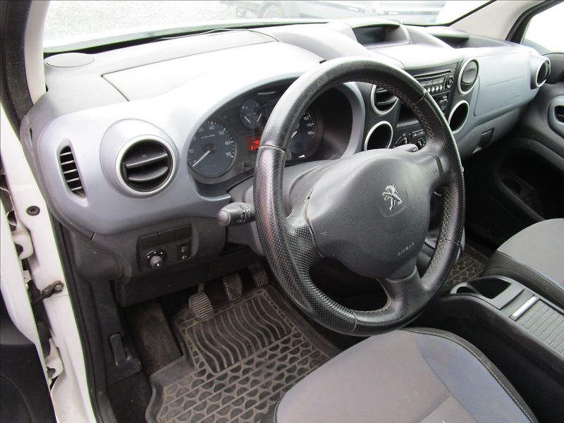 Peugeot Partner Tepee 1.6VTi  Klima - fotka 10 z 38