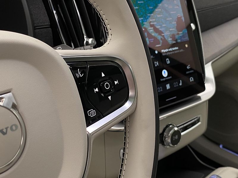 Volvo XC90 (2026) T8 AWD Plug-in BRIGHT PLUS 7m - fotka 30 z 71