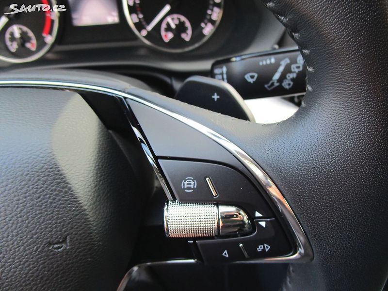 Škoda Octavia 1,0TSI-81KW-NOVÁ STK+OLEJ - fotka 30 z 34