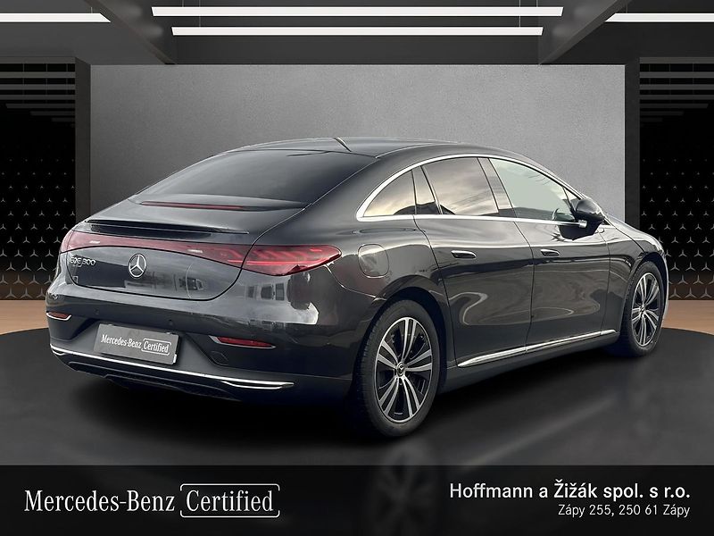 Mercedes-Benz EQE 300 Electric Art - fotka 5 z 19