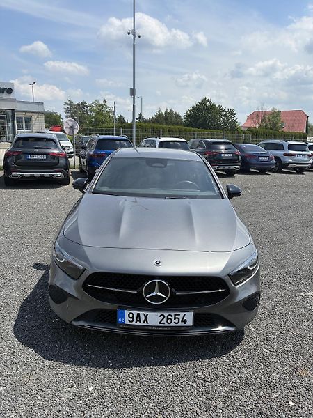 Mercedes-Benz Třídy A (2023) A 200d  - fotografie inzerátu
