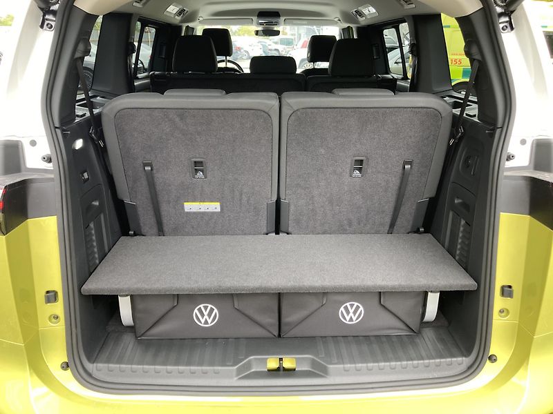 Volkswagen ID.Buzz Long Pro 86KW - fotka 22 z 23