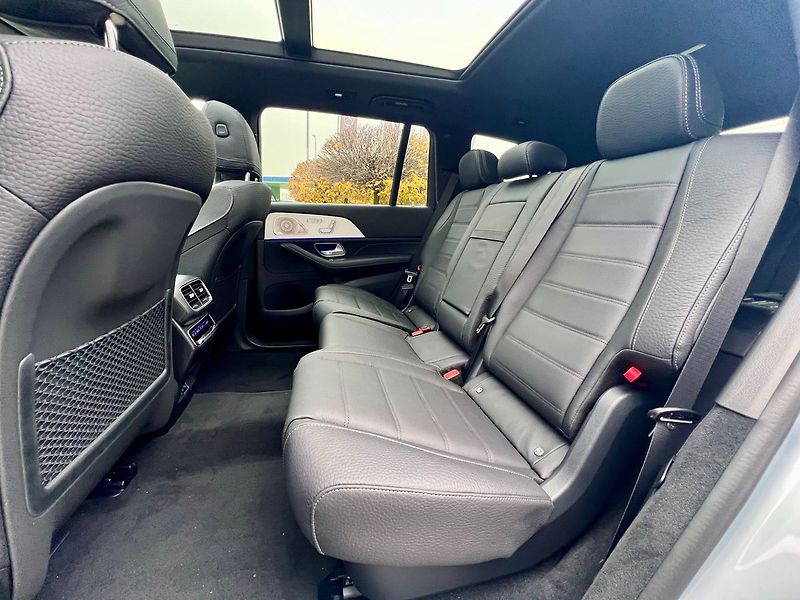 Mercedes-Benz GLS (2025) 450 d 4MATIC - fotka 12 z 30