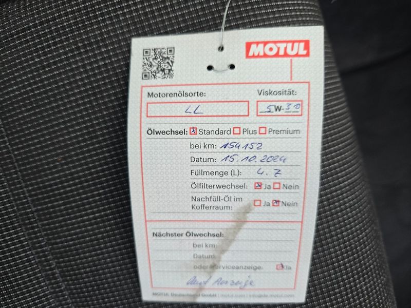 Volkswagen Passat (2018) 2.0 TDI DSG,Navi,Rozvody - fotka 26 z 29